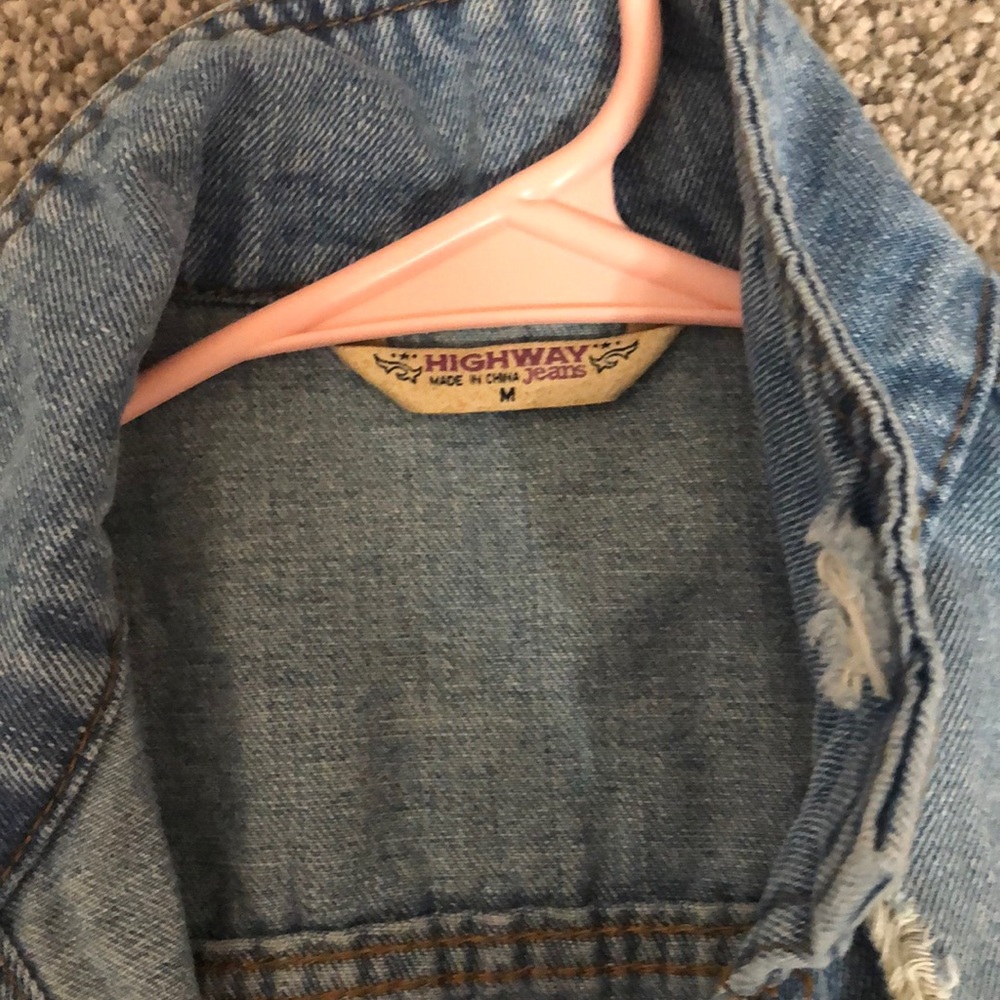 Jean jacket!! - Picture 3 of 4